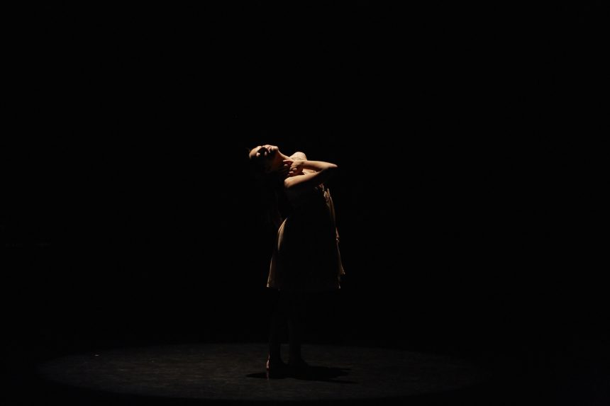 Dança Contemporânea by Romeu Bio