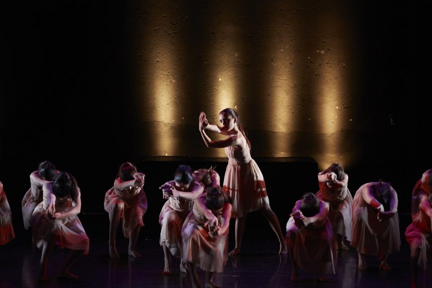 Dança Contemporânea by Romeu Bio